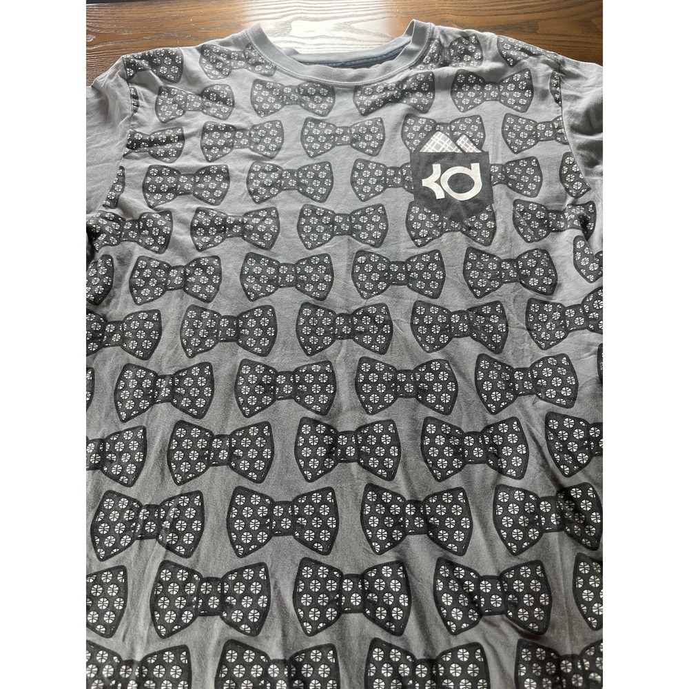 Nike KD Kevin Durant Bow Tie Tuxedo Front AOP All Over Print T-Shirt Large